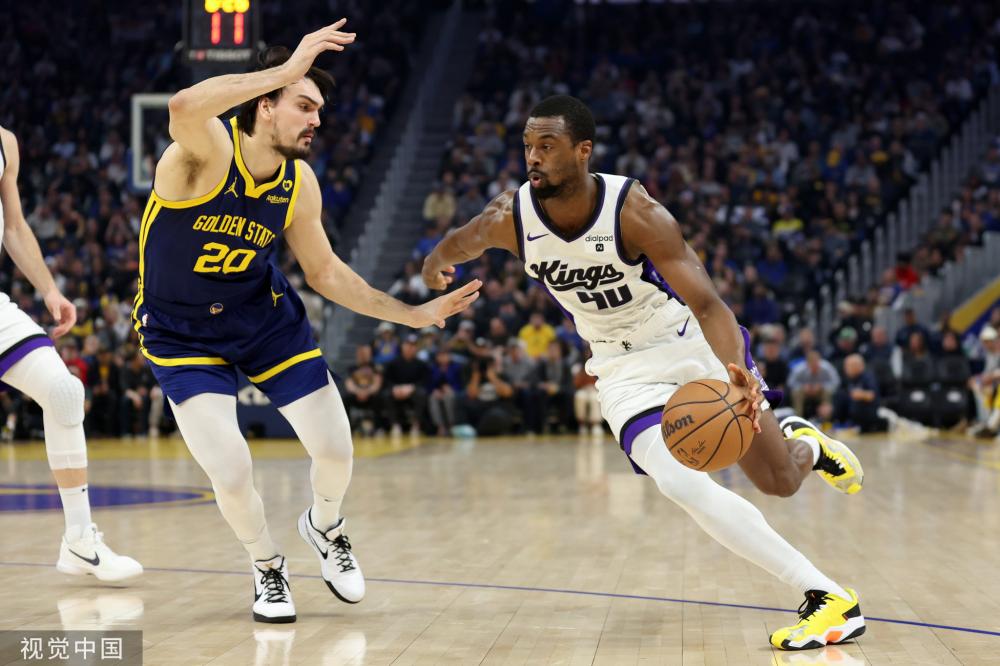 在足球比賽 在足球比賽